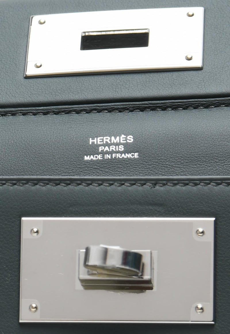 24/24 - 21 in Vert Mangrove Swift and Evercolor Leather with Gold hardware and Wool Strap