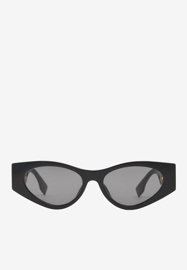 Fendi O'Lock Cat-Eye Sunglasses FE40049I5401ABLACK