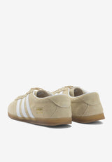 Adidas Originals Gazelle Lo Pro Suede Sneakers  Beige JR8889SANSTR/FTWWHT/GUM3_67879834-8b8e-48f8-a039-a8b29bd999a5