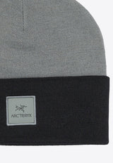 Arc'teryx Two-Tone Logo Patch Beanie Gray X000009931COLOUR BLOCK TOQUEVOID/BLACK_623df654-10a8-4f47-b8b7-e3e36946525f