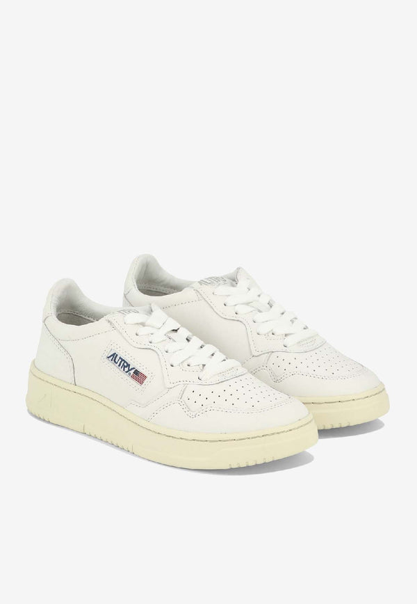 Autry Medalist Low Sneakers White AULMGG04_171d6b6b-ee06-4d1e-b1f2-2940175d322c
