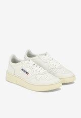 Autry Medalist Low-Top Sneakers White AULWGG04_159b2e5c-7950-4e98-86f4-a7d05b9279b9