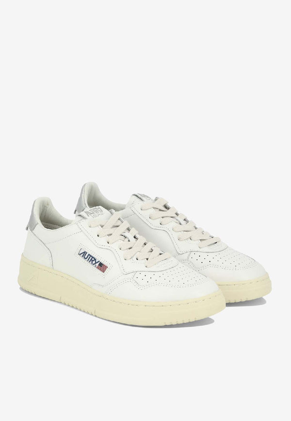 Autry Medalist Low-Top Sneakers White AULWLL05_82511