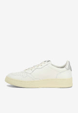 Autry Medalist Low-Top Sneakers White AULWLL05_82511