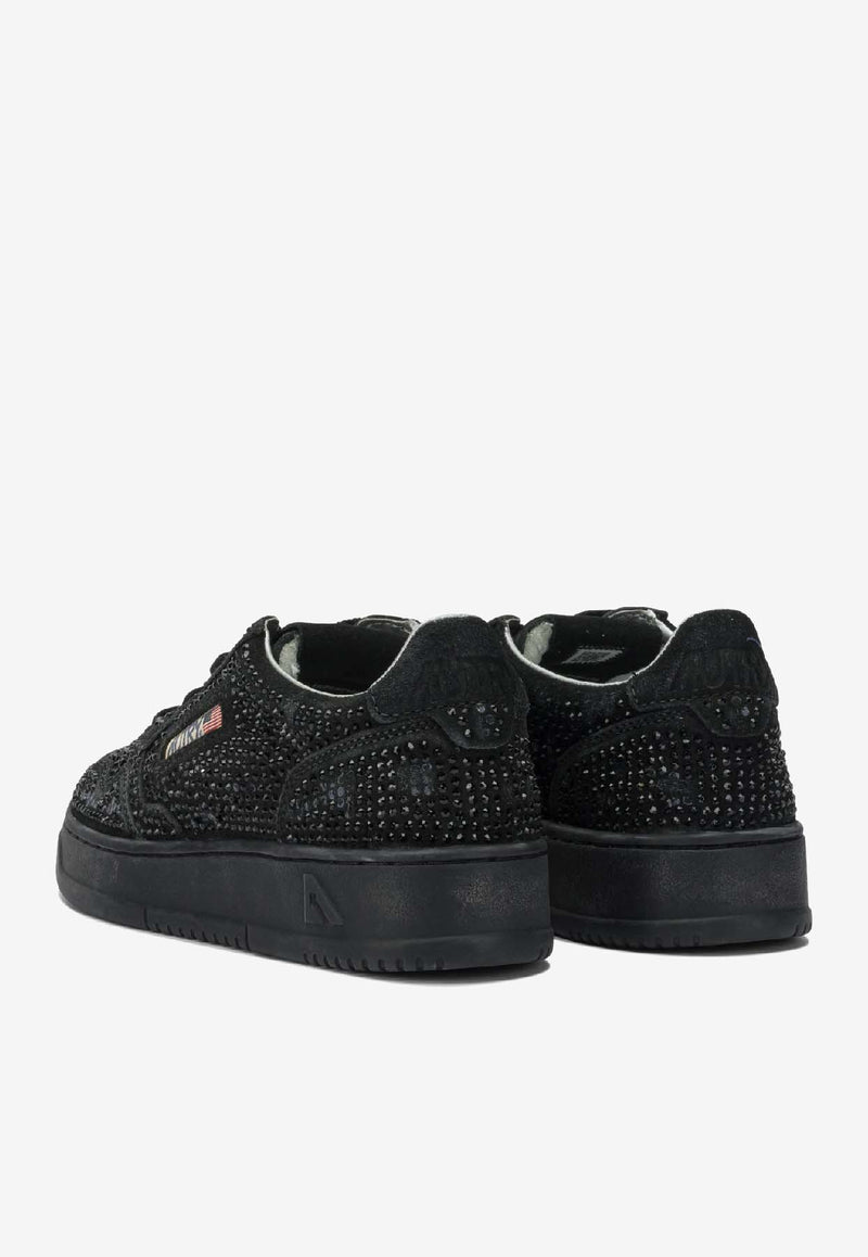 Autry Medalist Studded Low-Top Sneakers Black AULWNA02_2c4f3522-2462-4f53-bebd-9e1e9d8473a7