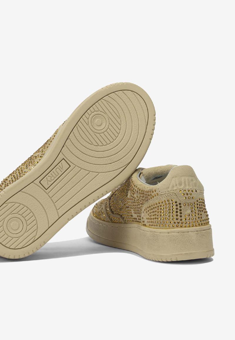 Autry Medalist Studded Low-Top Sneakers Beige AULWNA03_f540a75e-480b-4a20-b886-26f89292a3ef