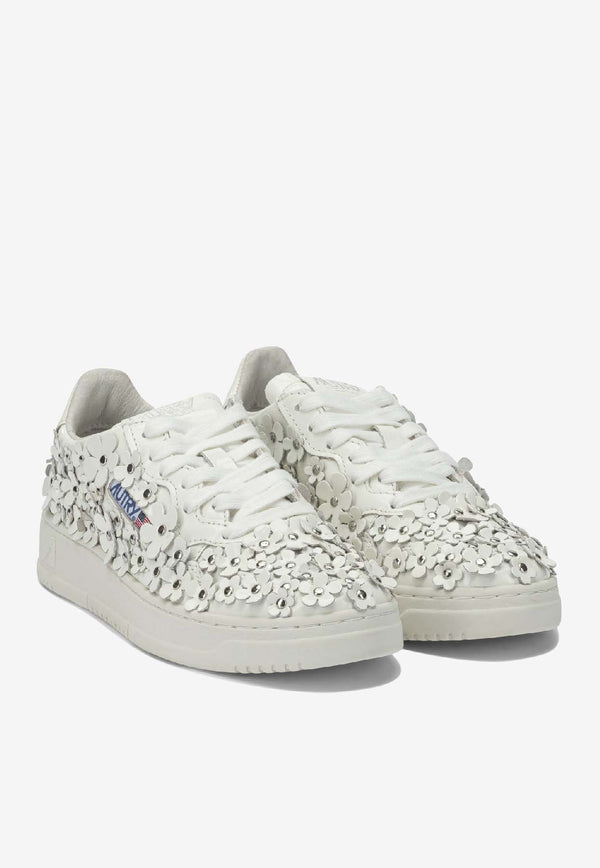 Autry Medalist Floral Appliques Sneakers White AULWPW02_6c869e8d-ddfc-416d-b0f9-1c7b447199f0
