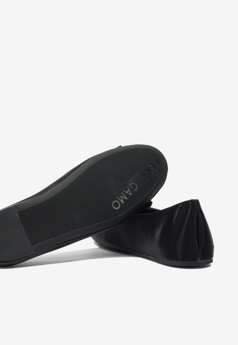 Ferragamo Vanna Leather Ballet Flats Black 0784803_4b0ae311-a18d-4e08-ac72-e5da6c8793a1