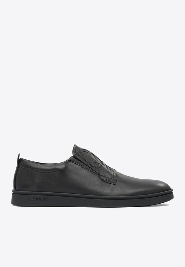 Ferragamo Alfie Leather Low-Top Sneakers Black 0787042_82775