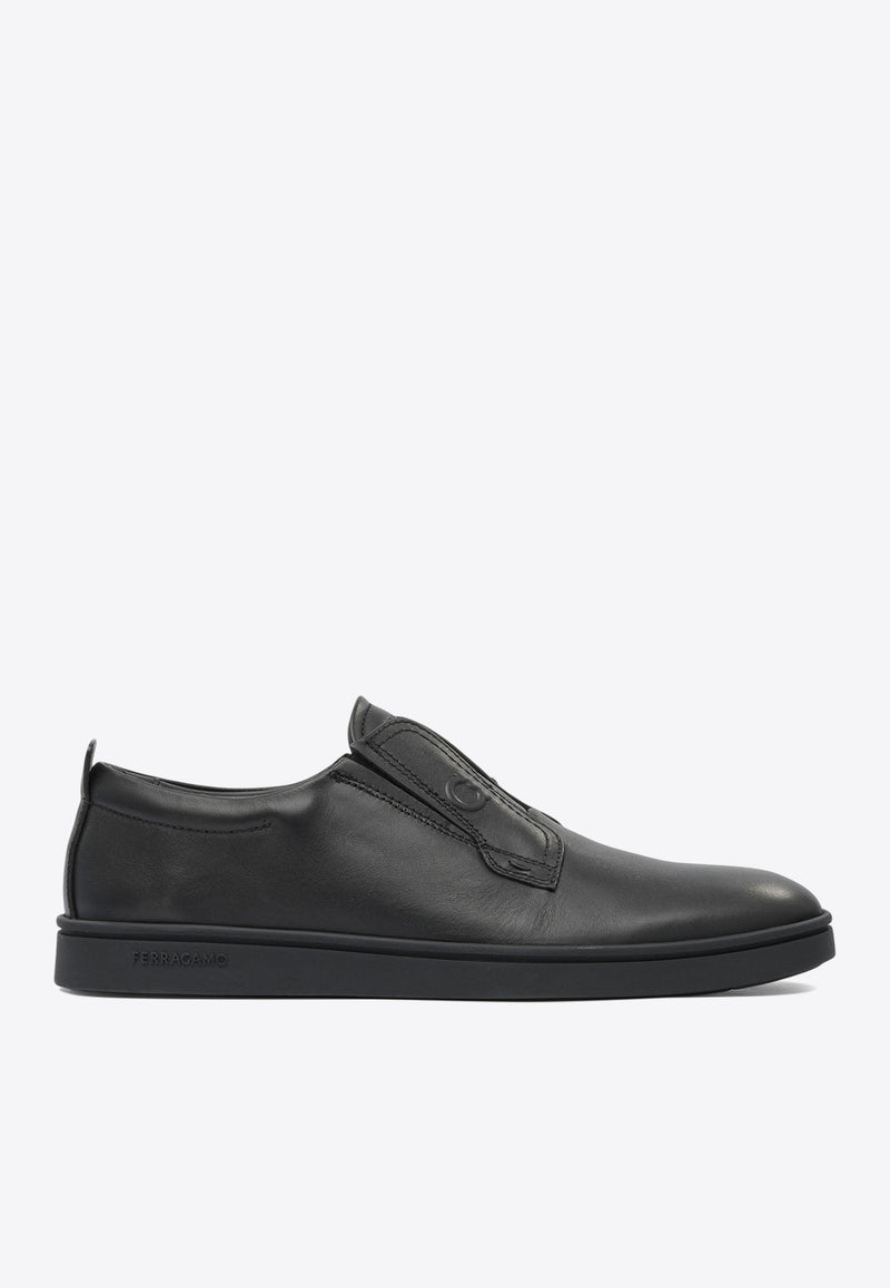 Ferragamo Alfie Leather Low-Top Sneakers Black 0787042_82775