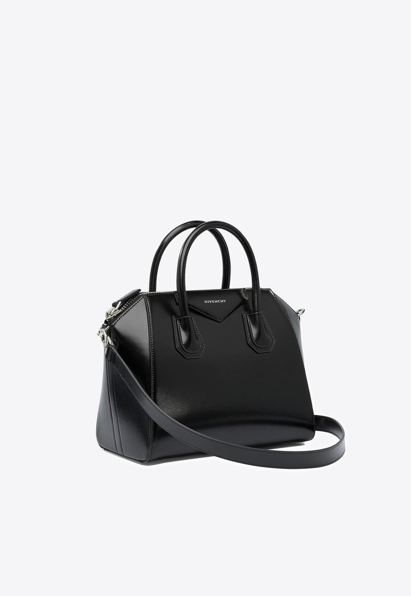 Givenchy Medium Antigona Top Handle Bag Black BB5149B1R0001_985d132e-53c6-4254-a2fc-1f9e7d44977f