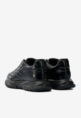 Givenchy Trainers Padded Leather Sneakers Black BH00AYH1WH001_d2ae3aae-0192-41e9-9552-94f272aec147