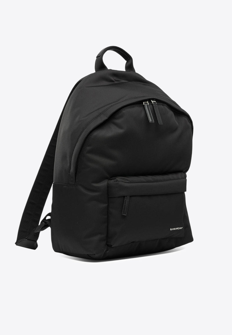 Givenchy Essential U Logo Backpack Black BK50F3K1ZL001_01ce95b8-4267-42d9-8ee5-8130b9a10a46