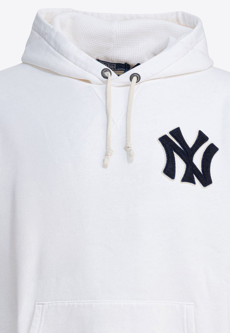 Polo Ralph Lauren Yankees Hooded Sweatshirt White 710967431005DECKWASH WHITE_836fea08-82fc-45d3-a98b-56af104e2de5