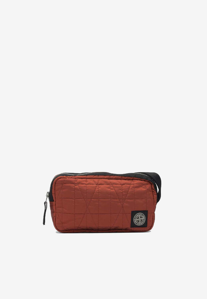Stone Island Logo Patched Nylon Pouch Bag Red 9200017S0255V0018_f61ff09a-d5cd-4031-aed0-6da6b18bbfeb