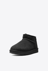 UGG Classic Ultra Mini Ankle Boots Black 1116109BLK_2443eadb-fe82-4b3a-bad0-78c0c6cac5dd