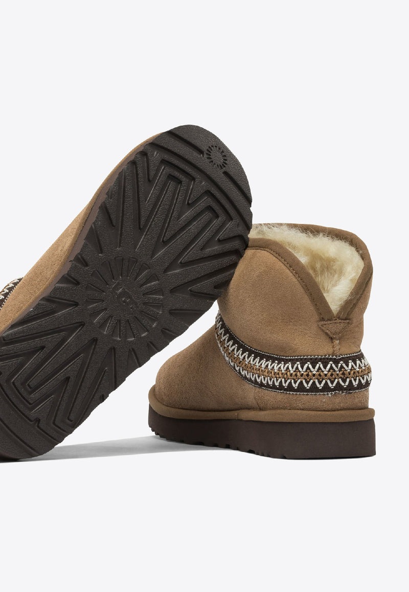 UGG Classic Mini Crescent Ankle Boots  Chestnut 1158262CHE_9fa99c65-7d41-453c-8ffe-3825dda8cf95