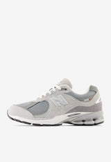 New Balance 2002R Low-Top Sneakers in Concrete/Harbor Gray M2002RXJ