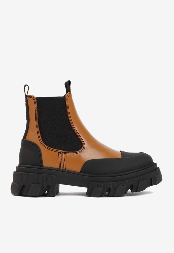 Cleated Low Chelsea Boots in Calf Leather