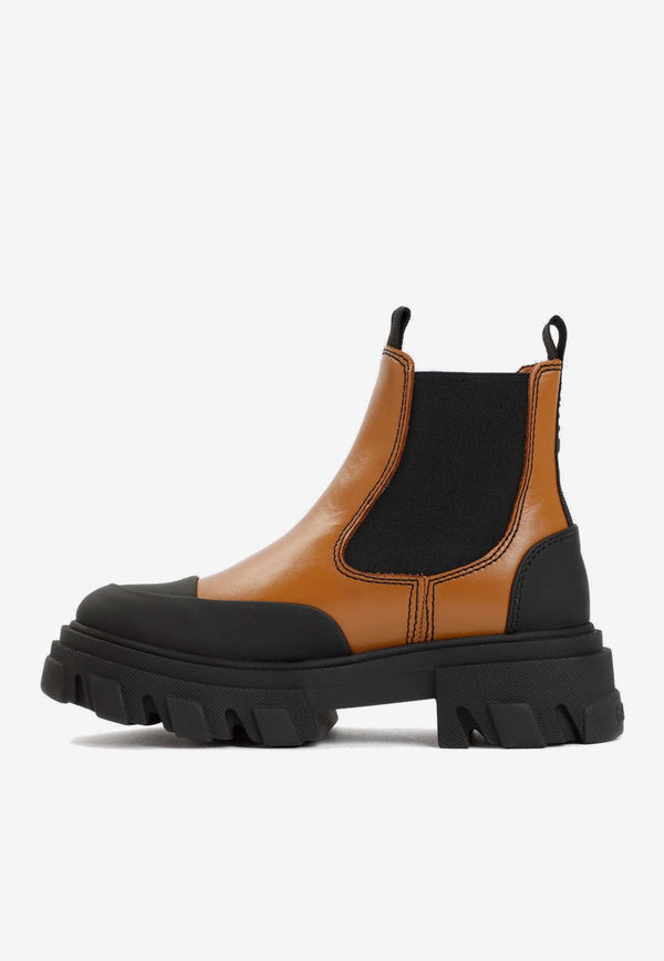 Cleated Low Chelsea Boots in Calf Leather