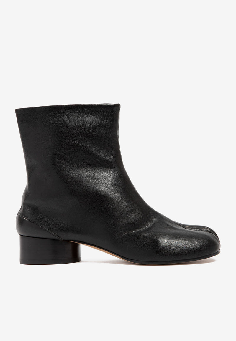 Maison Margiela Black Tabi 30 Ankle Boots in Leather S58WU0273.P3753-T8013