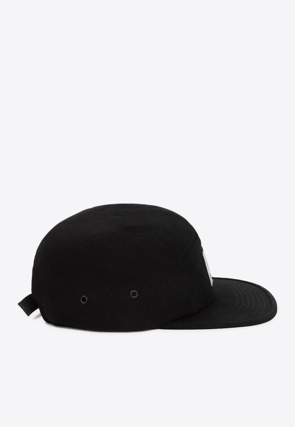 قبعة برقعة الشعار