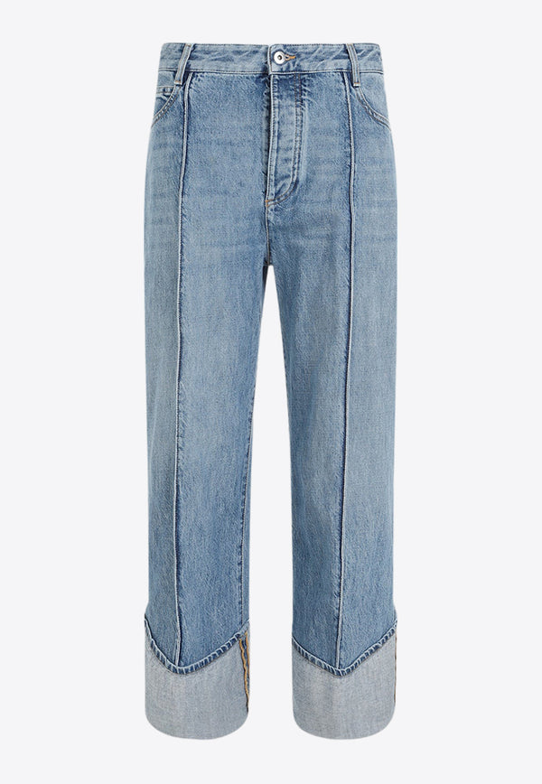 Curved Shape Jeans