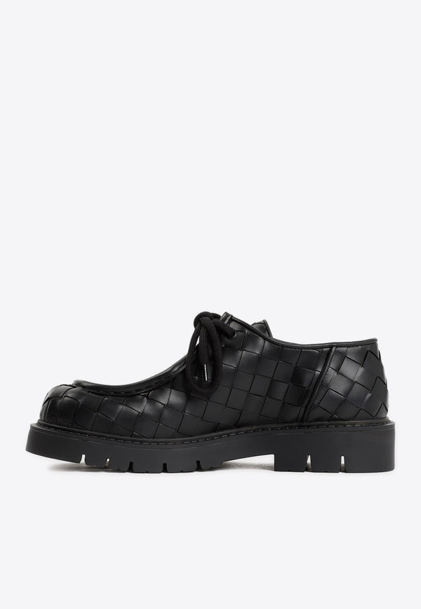 Haddock Lace-Up Shoes in Intrecciato Leather
