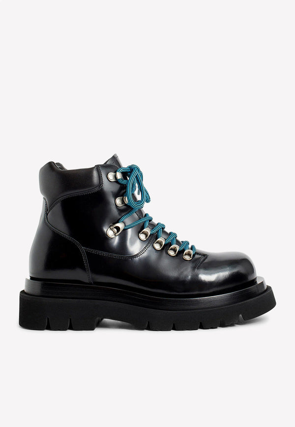 Bottega Veneta Lug Hiking Ankle Boots in Glossy Leather 730230V20V0 1000 Black