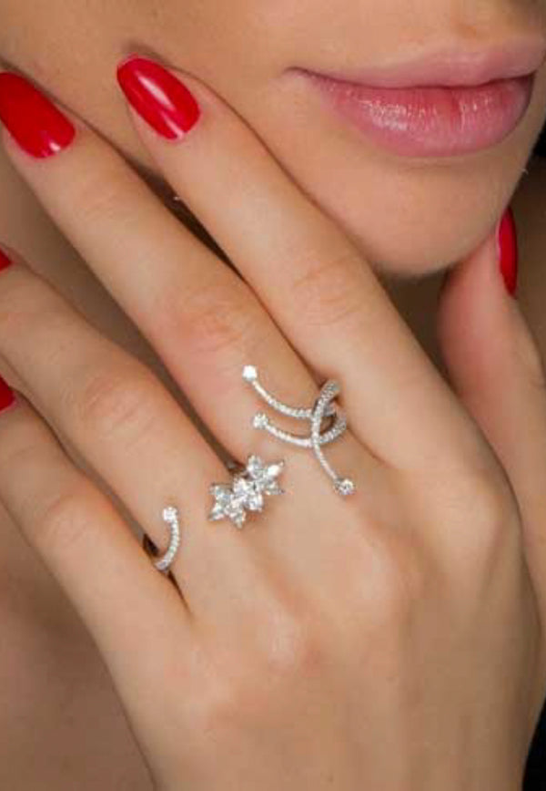 Mystical Garden White Gold Ring with 18-Karat Diamonds